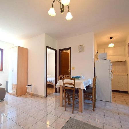 Apartment Ozren Malinska Esterno foto