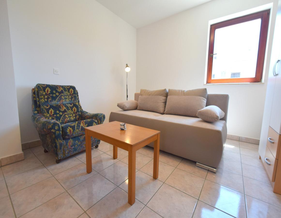 Apartment Ozren Malinska Esterno foto